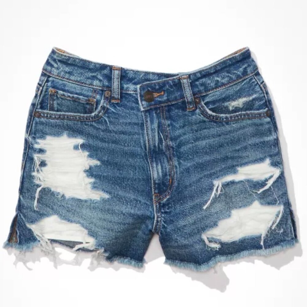 AE Strigid Denim Mom Short Size 6 - NWOT